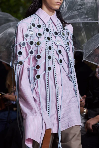 Look 170
